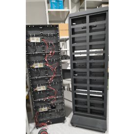 Ledposzter - Kültéri - P2.5- 640x1920mm - 3840Hz